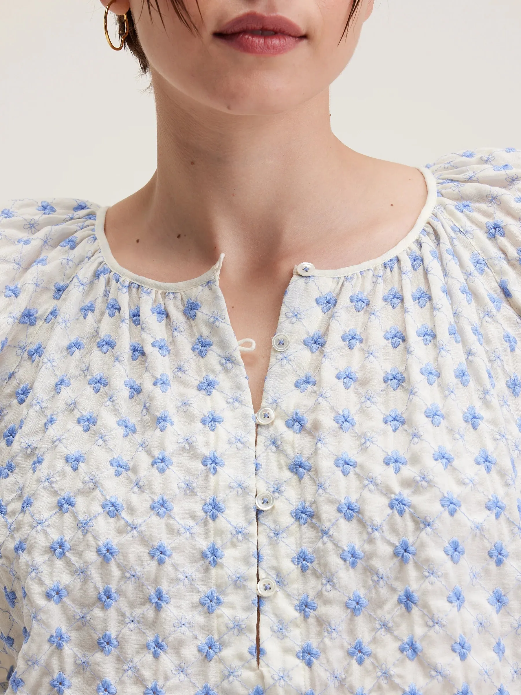BR Haiti Blouse in White, Blue