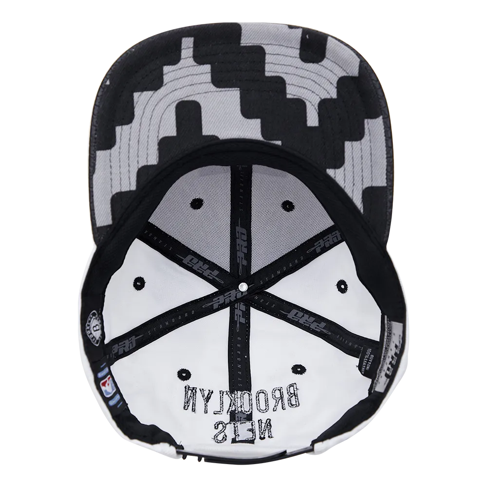 BROOKLYN NETS PEBBLE BRIM FASHION SNAPBACK HAT (WHITE)