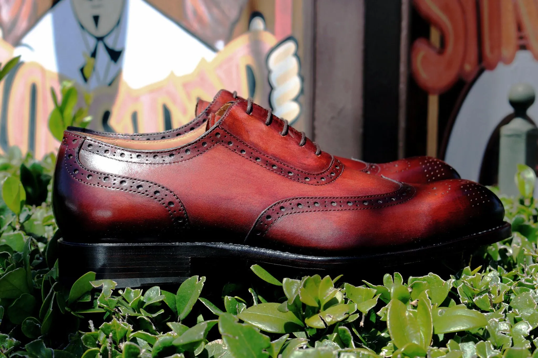 Burnished Calfskin Wingtip Oxford Mahogany