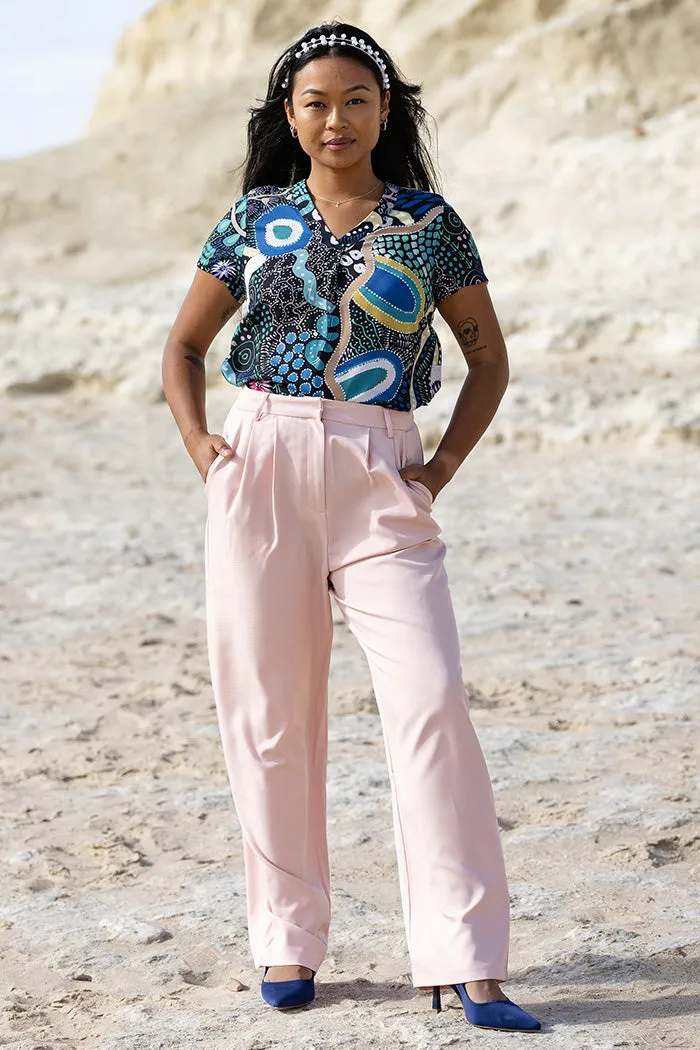 By The Waterhole V Neck Women's Short Sleeve Blouse