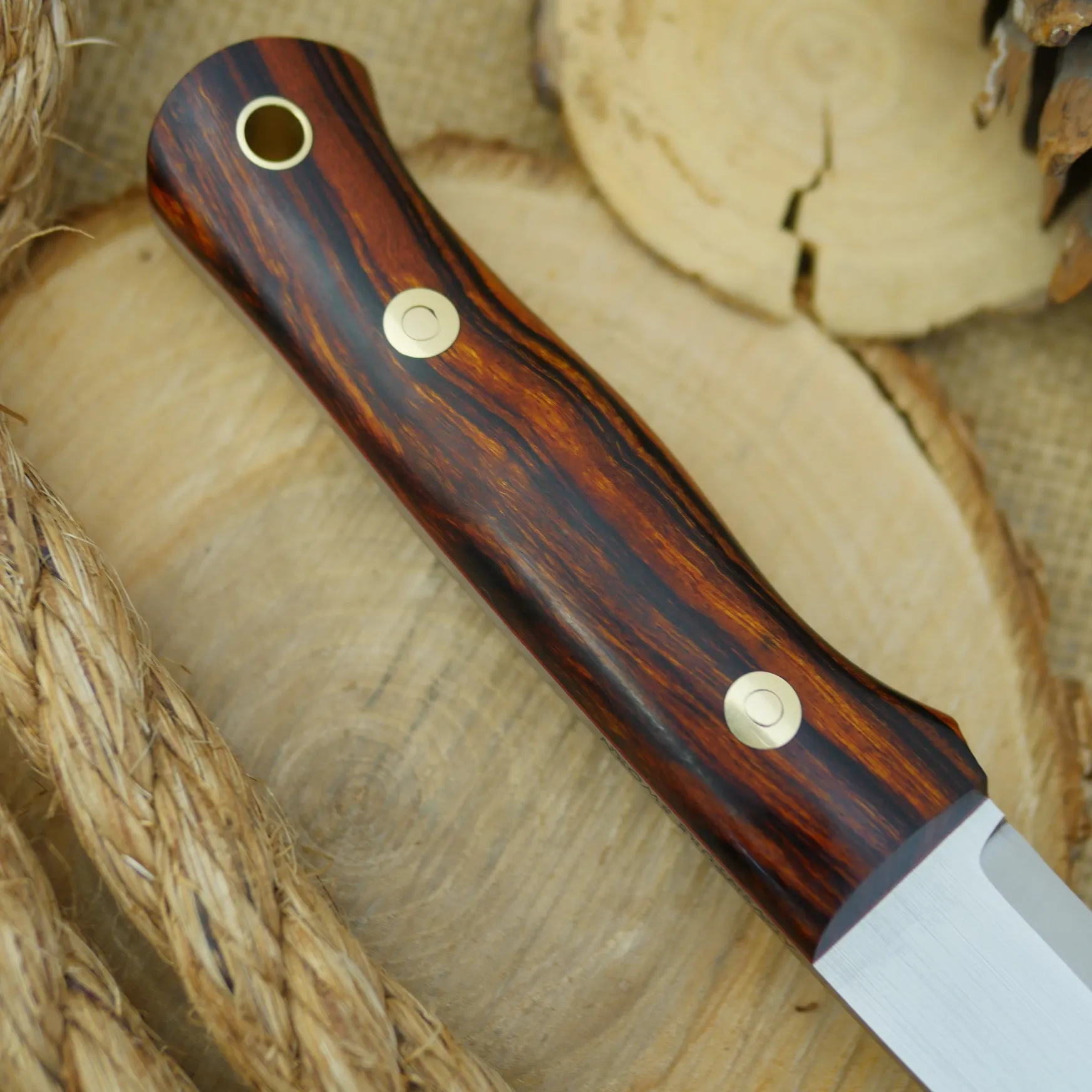 Classic: Ironwood & Red