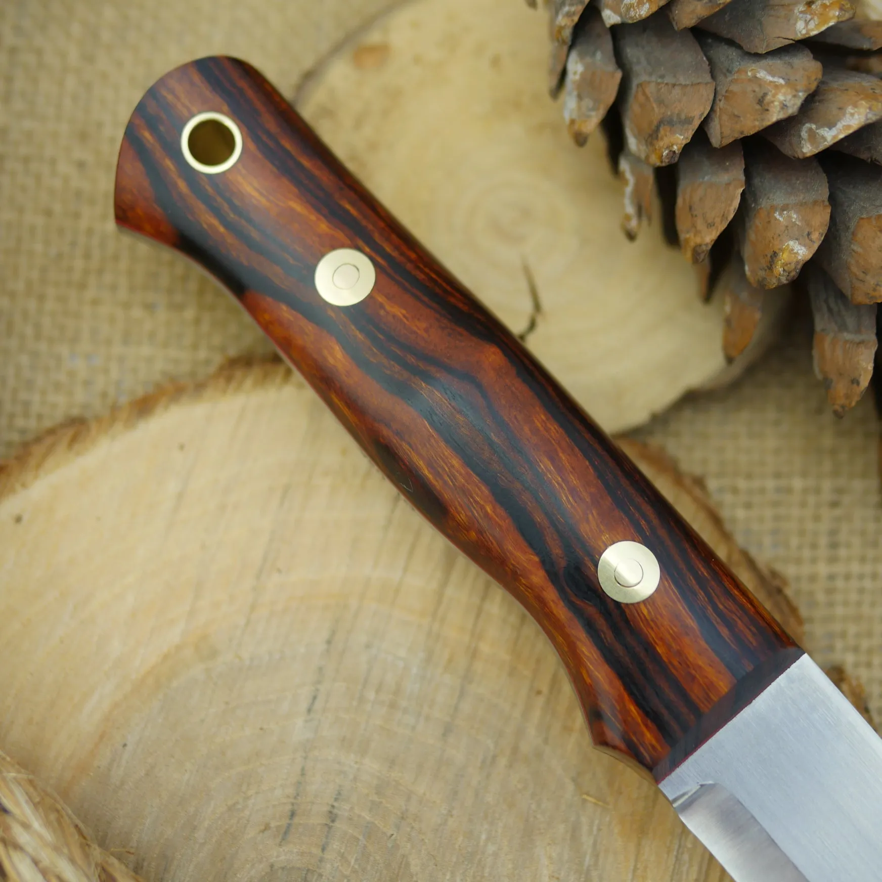 Classic: Ironwood & Red