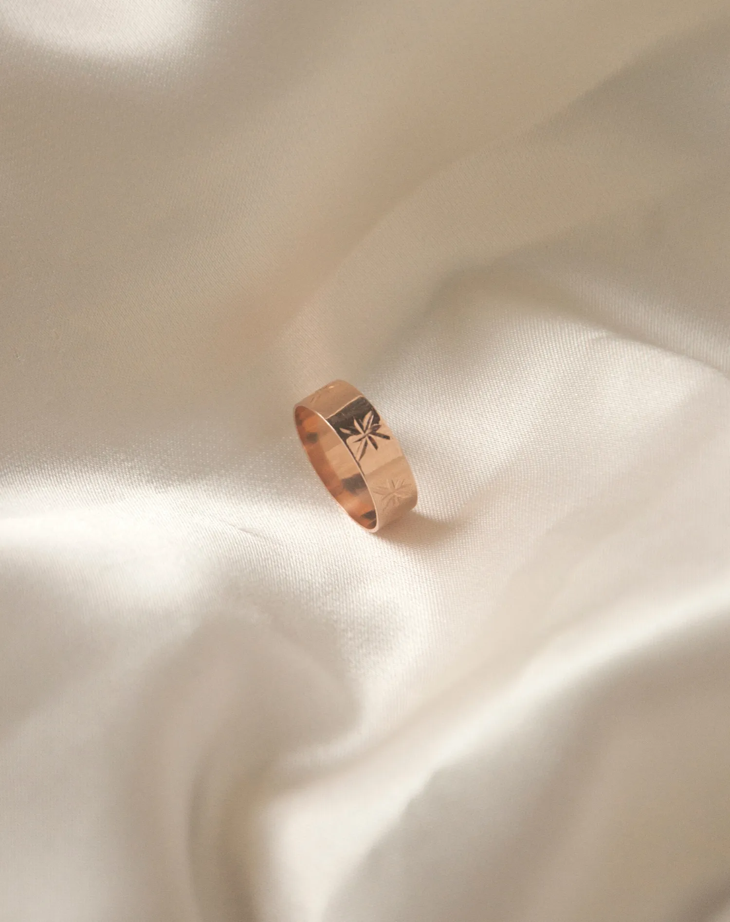 Classic Star Ring