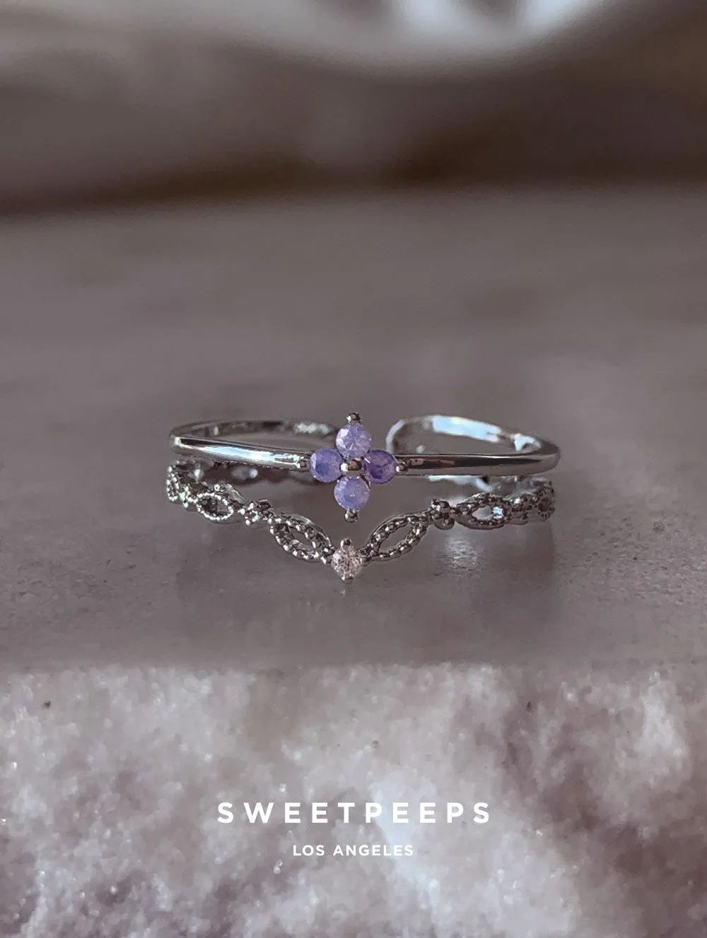 Elegant Clover Ring - Silver