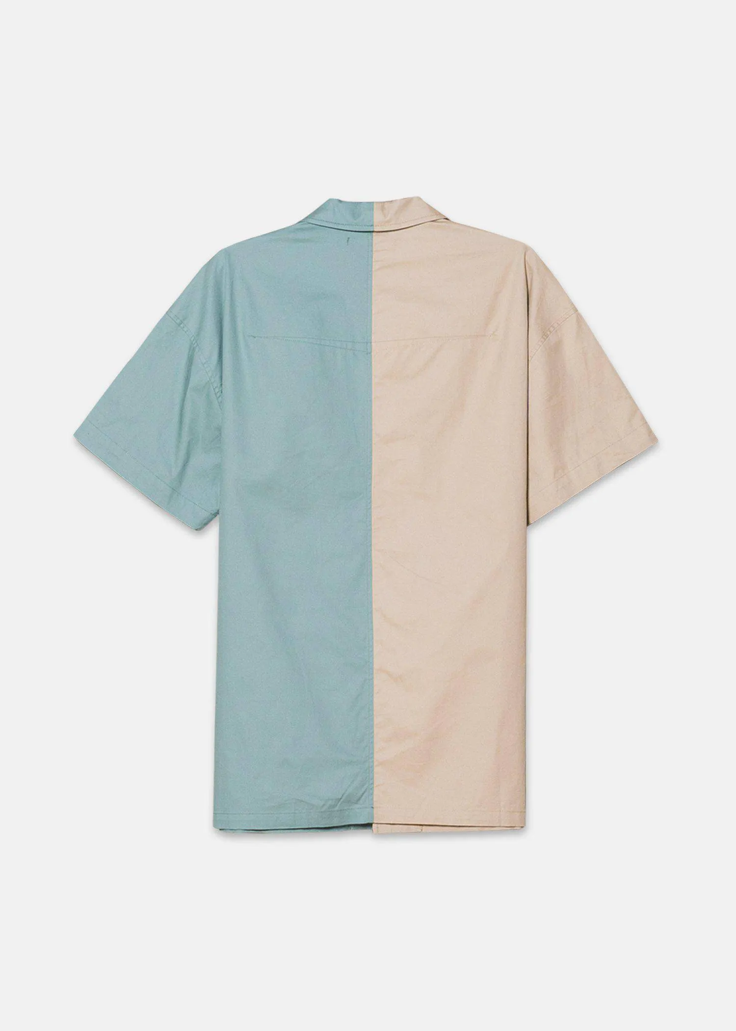 Konus Men's Bellow Pocket Oversize Short Sleeve Shirt in Khaki