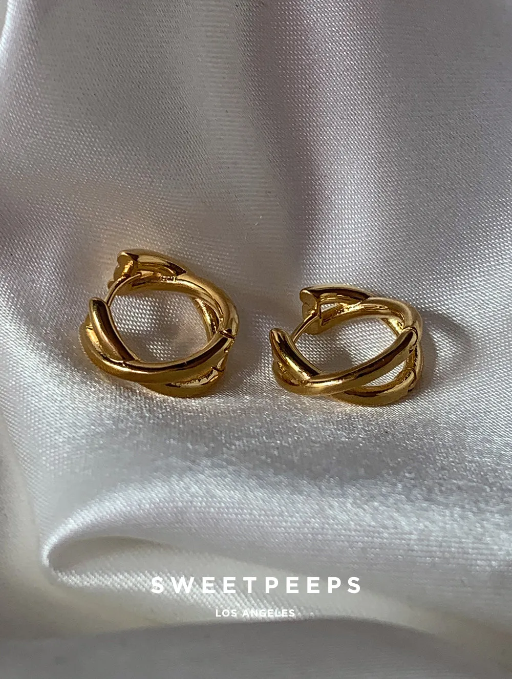 Minimal & Classic Hoops