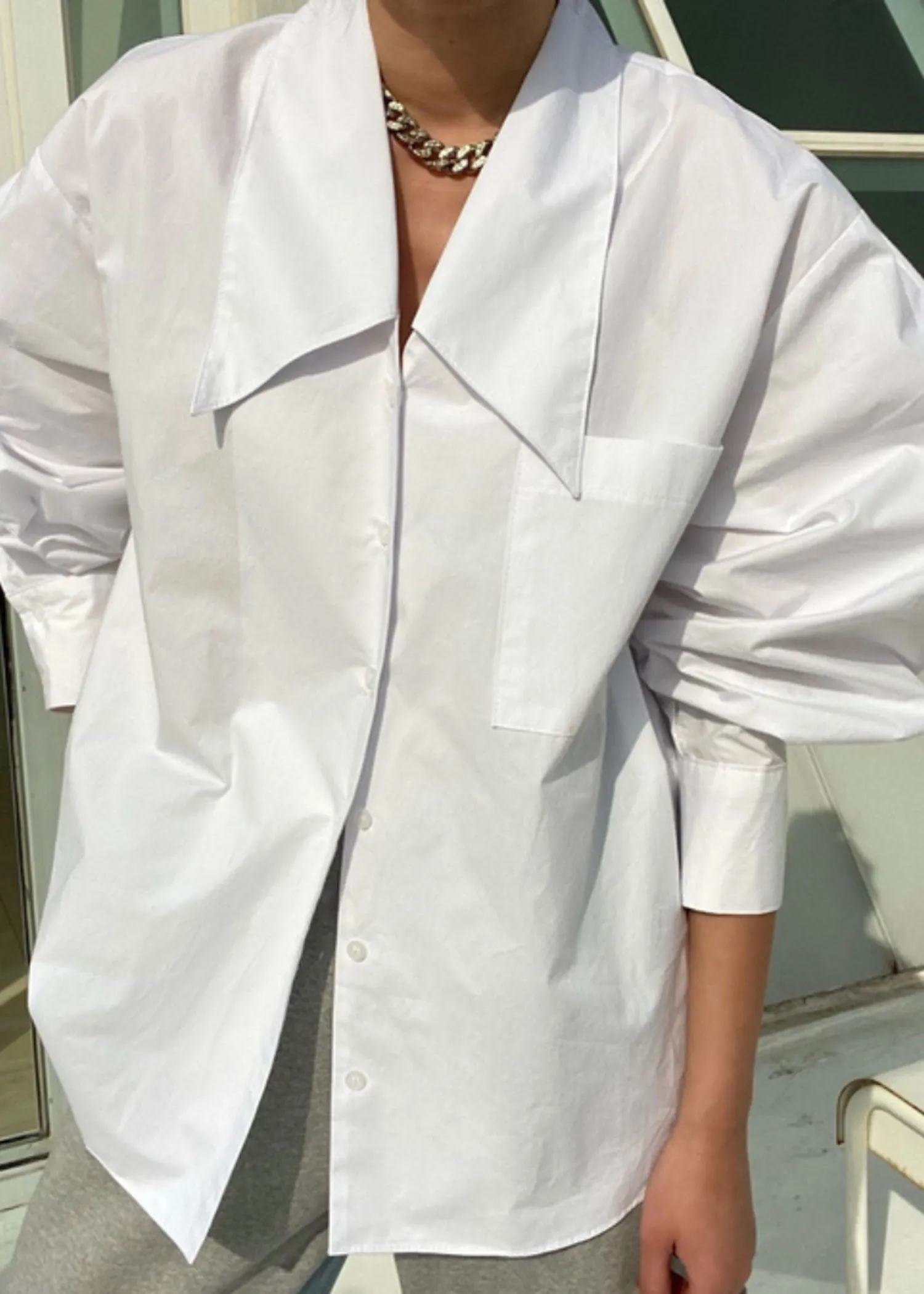 Oversized Low Collar Shirt in White