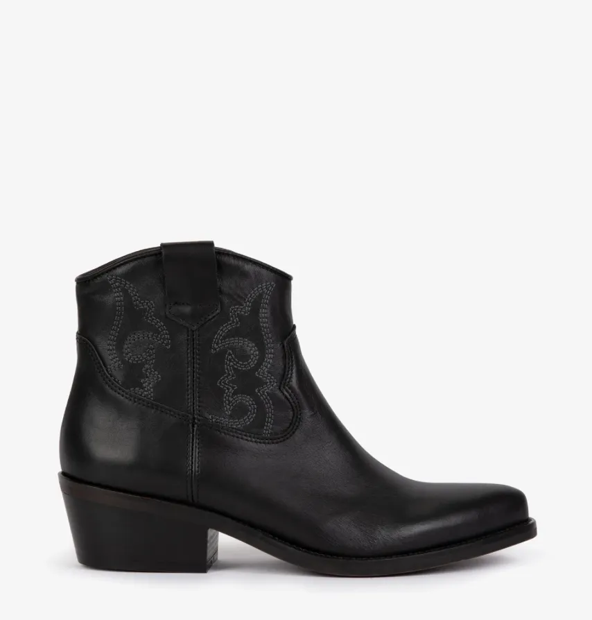 Penelope Chilvers Black Cassidy Boot